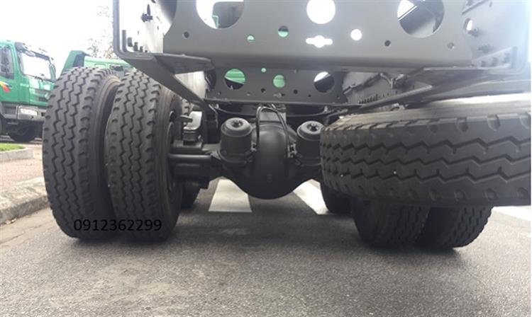 	Xe tải thùng Howo 4 chân 336hp